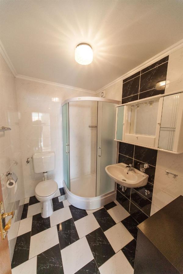 Apartments Carmen Crikvenica Dış mekan fotoğraf