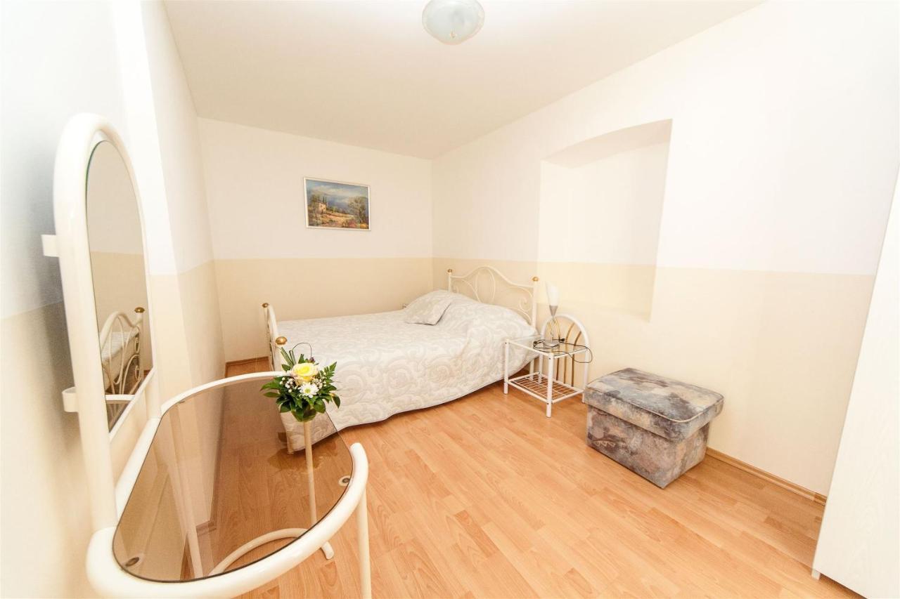 Apartments Carmen Crikvenica Dış mekan fotoğraf